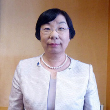 山形県看護協会　会長　井上  栄子
